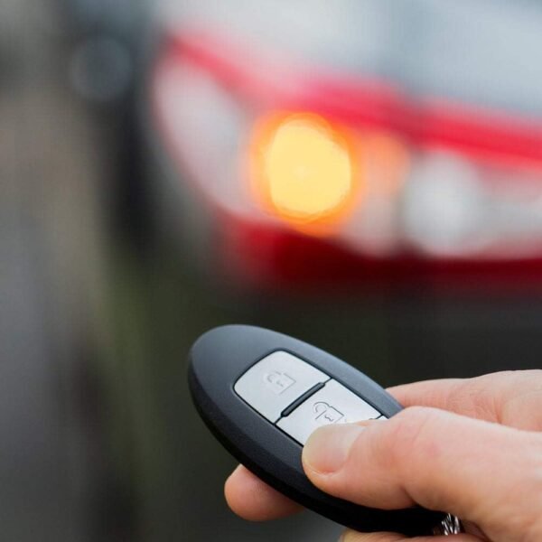 51Vp-uA7EUL._AC_SL1000_ Amazon Basics CR2032 Coin Cell Battery Review Essential for Small Electronics Performance